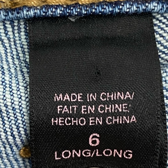 Victoria's Secret Denim Low rise 5 Flap Jeans Size 6L hip huggers boot cut flare - Picture 7 of 13